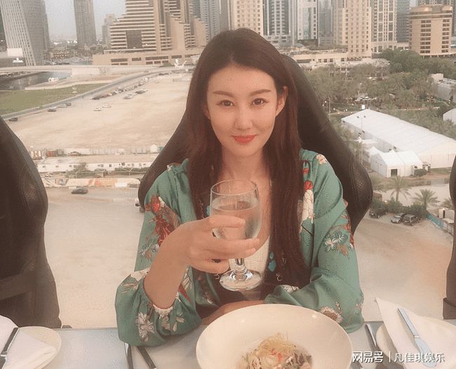 王寶強(qiáng)女友馮清的企業(yè)背景探析，王寶強(qiáng)女友馮清的企業(yè)背景揭秘