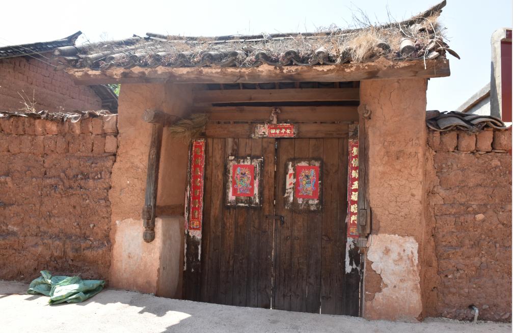 束河古鎮(zhèn)與麗江古城，哪個更值得一游？，束河古鎮(zhèn)與麗江古城，哪個更值得探索之旅？