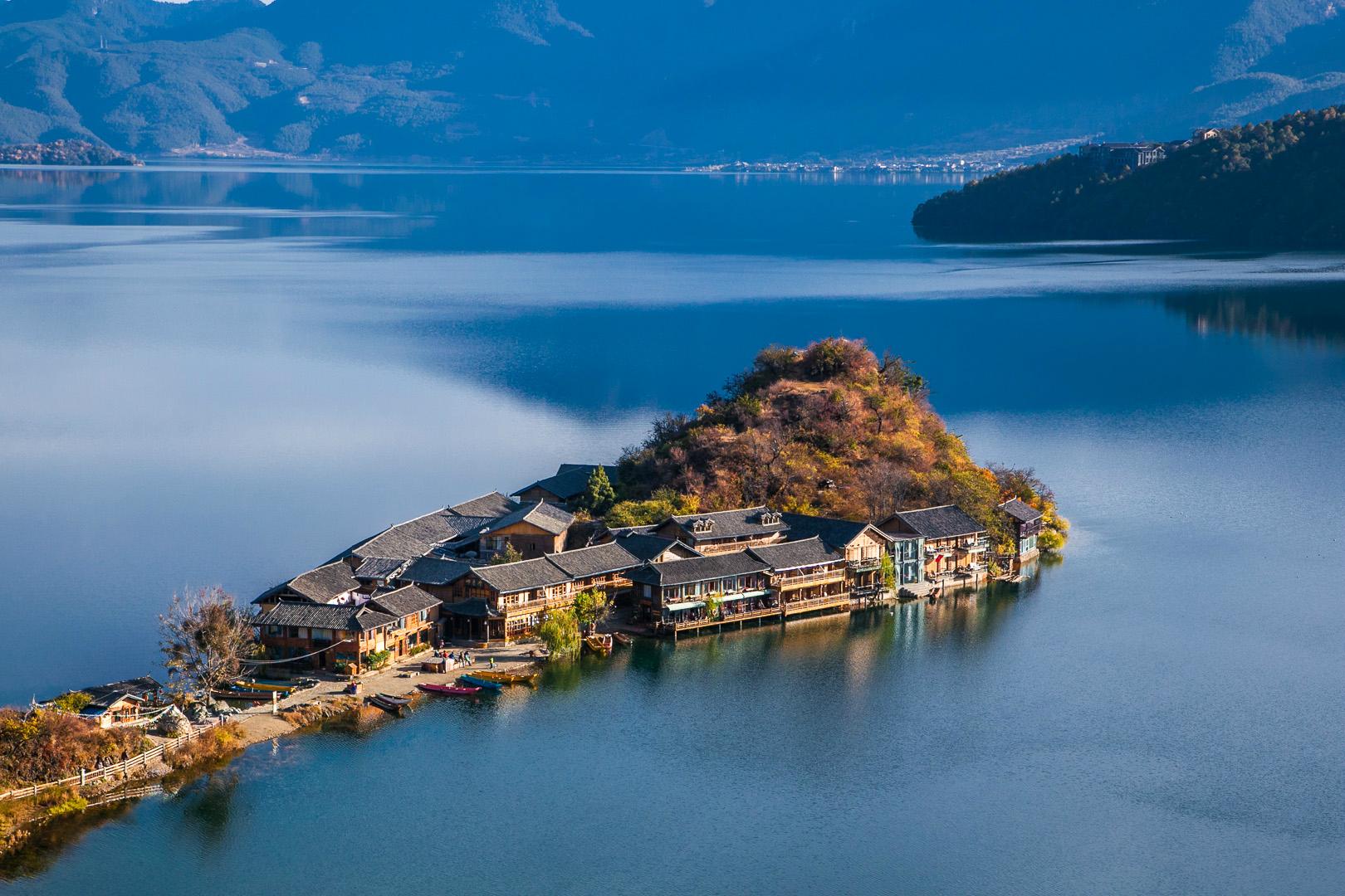 瀘沽湖最佳旅游月份解析，瀘沽湖最佳旅游月份攻略解析