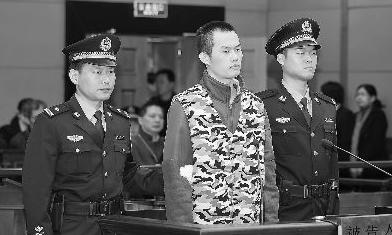 女子長期遭家暴殺夫被判五年，家庭暴力的陰影與司法正義的考量，女子家暴受害者殺夫獲刑五年，家庭暴力的陰影與司法正義的挑戰(zhàn)