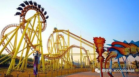 澳門正版免費(fèi)秋季資料大全旅游團(tuán)，警惕背后的法律風(fēng)險(xiǎn)與犯罪問(wèn)題，澳門旅游團(tuán)資料背后的法律風(fēng)險(xiǎn)與犯罪問(wèn)題警惕