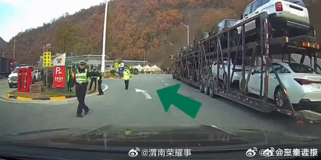 陜西漢中回應(yīng)交警執(zhí)法質(zhì)疑，公正公開，重塑公眾信任，陜西漢中回應(yīng)交警執(zhí)法質(zhì)疑，重塑公眾信任形象