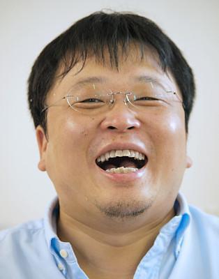 盧偉冰回應(yīng)董明珠質(zhì)疑，新視角下的挑戰(zhàn)與機(jī)遇，盧偉冰回應(yīng)董明珠質(zhì)疑，挑戰(zhàn)與機(jī)遇的新視角