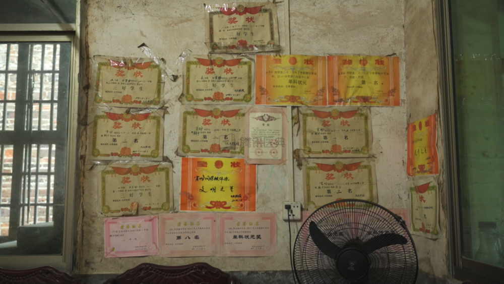 澳門(mén)三肖三碼精準(zhǔn)預(yù)測(cè)與黃大仙的傳說(shuō)——揭示背后的風(fēng)險(xiǎn)與真相，澳門(mén)三肖三碼精準(zhǔn)預(yù)測(cè)與黃大仙傳說(shuō)背后的真相與風(fēng)險(xiǎn)揭秘
