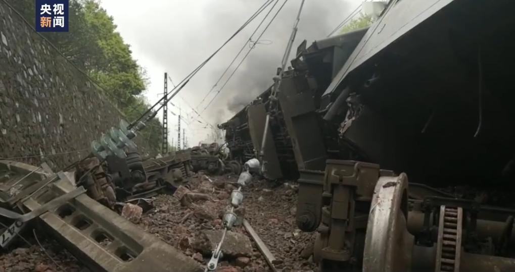 火車脫軌撞車事故頻發(fā)原因深度解析，火車事故頻發(fā)，深度剖析脫軌撞車原因