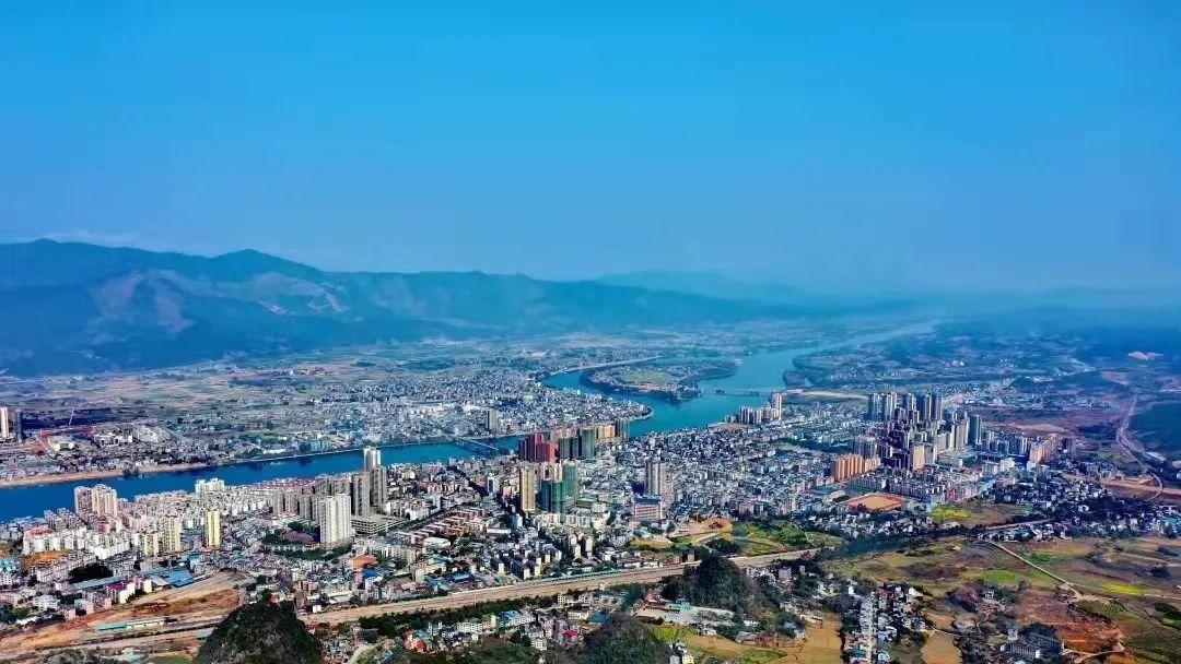 民航招飛2025年招生簡章，民航招飛2025年招生簡章正式發(fā)布