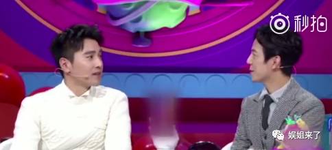 近期娛樂新聞事件回顧，星光璀璨下的熱議話題，娛樂新聞回顧，星光熠熠下的熱議話題