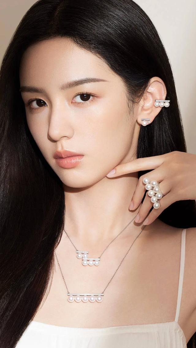 女明星照片圖片大全 2021，璀璨星光下的魅力瞬間，女明星璀璨瞬間，2021年魅力照片集錦