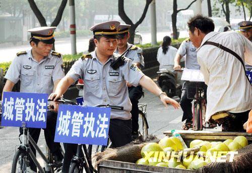中央政策大調(diào)整：城管正式取消，城市秩序如何維持？