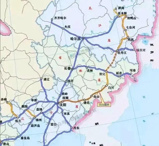 高鐵，重塑交通格局，推動(dòng)時(shí)代前行的力量，高鐵，重塑交通格局，驅(qū)動(dòng)時(shí)代前行的強(qiáng)勁動(dòng)力