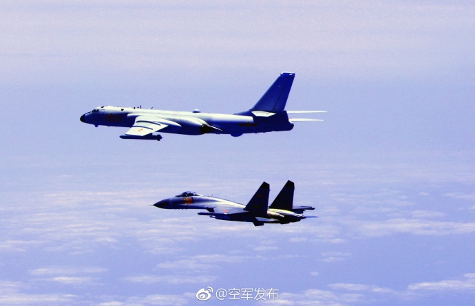 中國空軍微博，新時代空中力量的透明之窗，中國空軍微博，新時代空中力量的透明視界