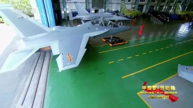 殲-20戰(zhàn)斗機(jī)尺寸與長(zhǎng)寬詳解，殲-20戰(zhàn)斗機(jī)尺寸詳解，長(zhǎng)寬比例揭秘