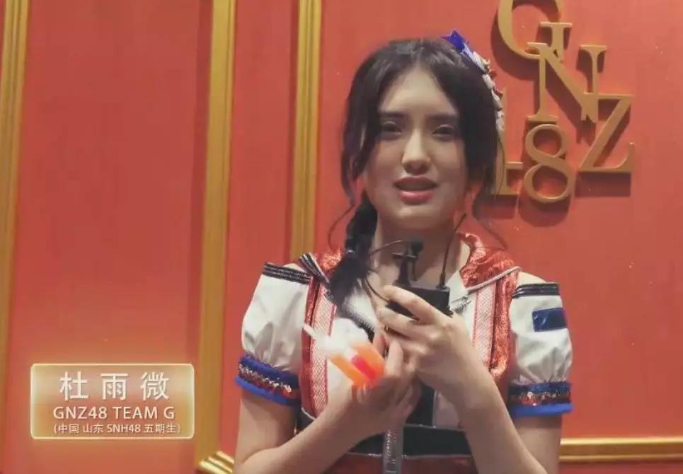 明星插足與性騷擾曝光，探究娛樂圈背后的陰暗面，娛樂圈背后的陰暗面，明星插足與性騷擾曝光探究