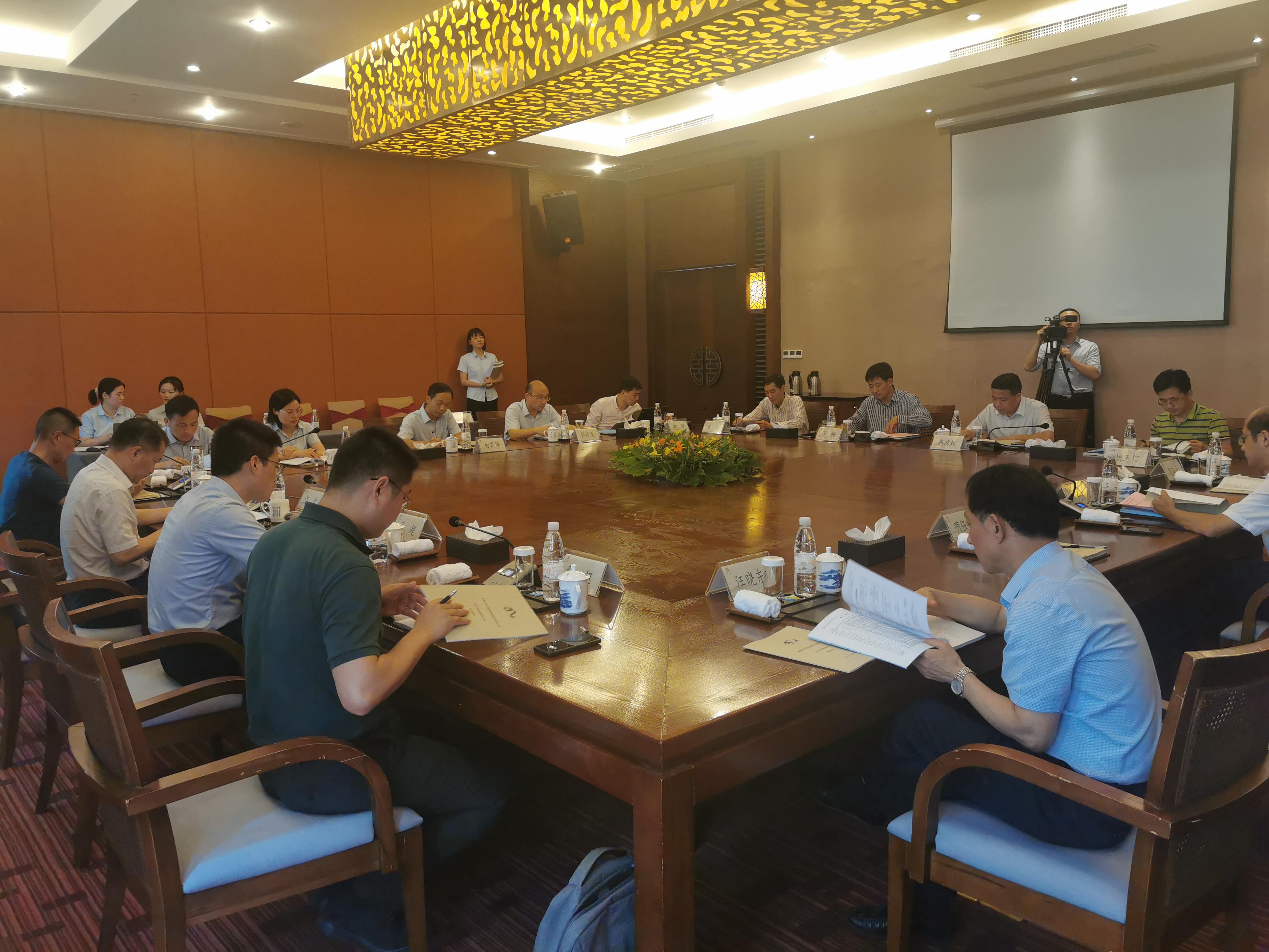 舒暢個人資料及家世背景探究，舒暢個人背景及家世深度探究