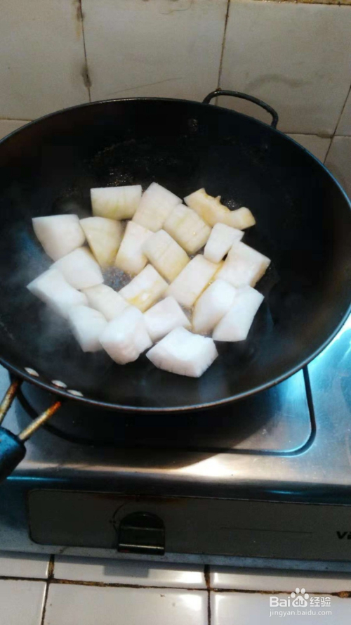 冬瓜湯，一道清爽美味的家常湯品，冬瓜湯，清爽美味的家常湯品享受