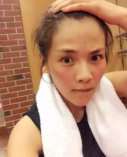 揭秘42位明星卸妝素顏背后的故事，揭秘明星卸妝素顏背后的故事，揭秘42位明星的真實面貌與故事