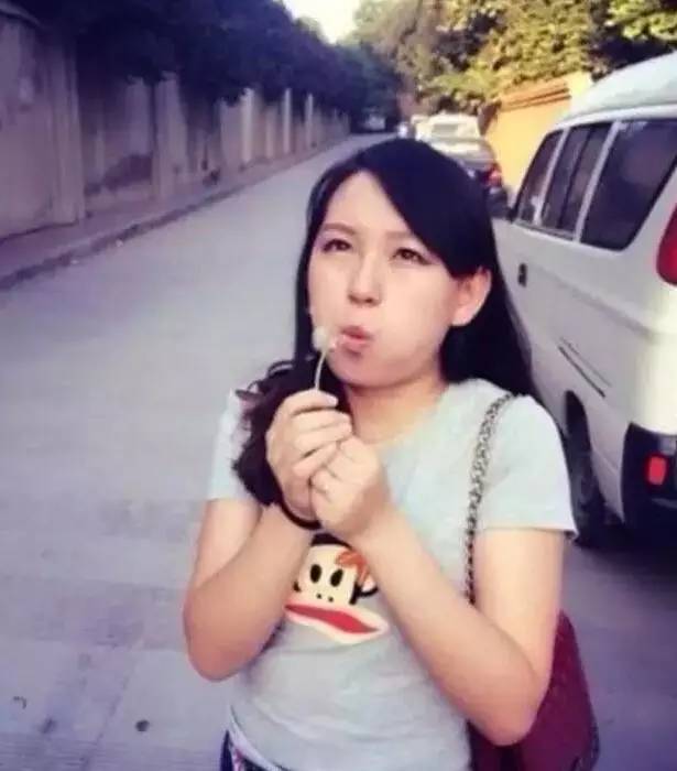 尋找本地單身女生的旅程，一場(chǎng)關(guān)于愛與真實(shí)的探索，尋找真愛之旅，探尋本地單身女生的心路歷程