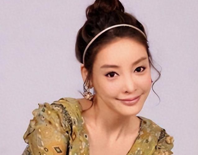 揭秘韓國女星張紫妍，星途璀璨背后的故事，張紫妍星途背后的故事，揭秘璀璨光環(huán)下的真相