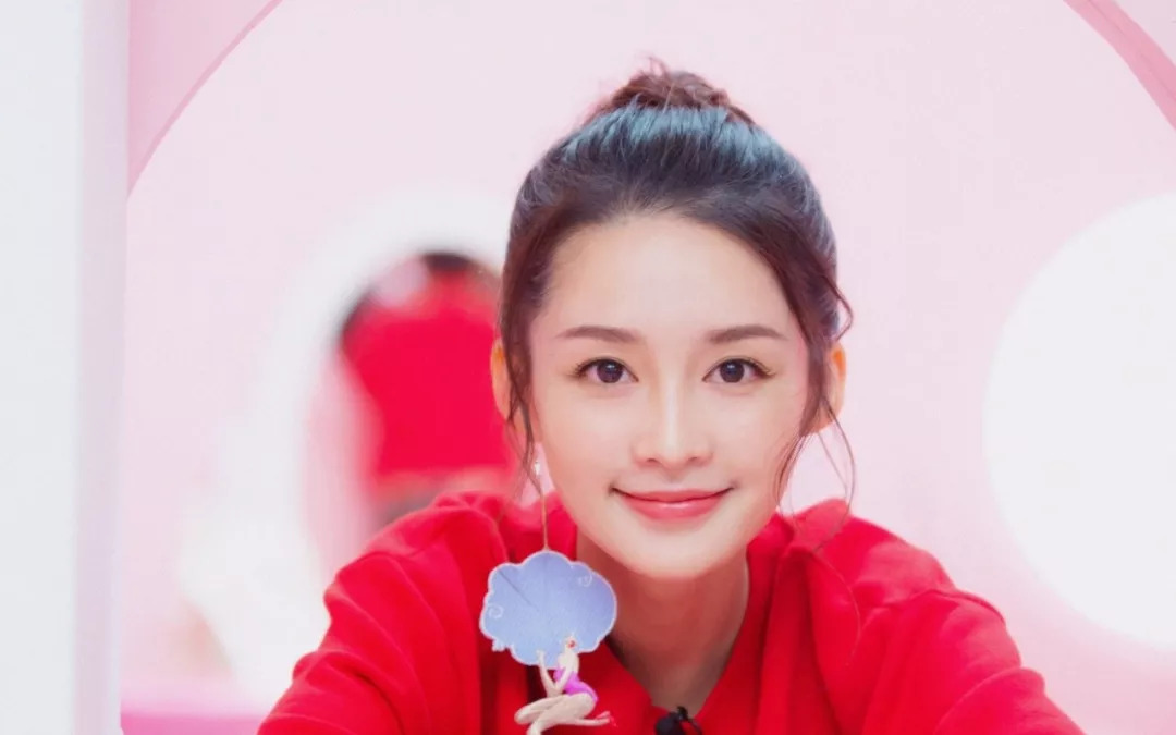 李沁演過的電視劇大全，一位實力派演員的熒屏之旅，李沁熒屏之旅，實力派演員演繹的電視劇大全
