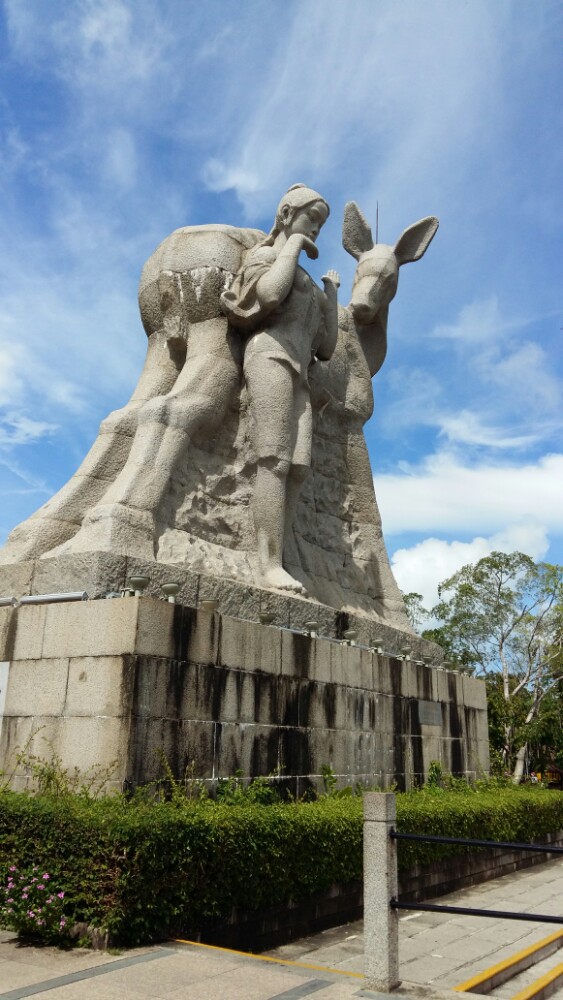 三亞鹿回頭景區(qū)深度介紹，三亞鹿回頭景區(qū)深度游攻略與體驗介紹