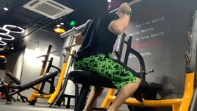 健身房請(qǐng)私教有沒(méi)有必要，深度探討與全面分析，深度探討與全面分析，健身房請(qǐng)私教的必要性解析