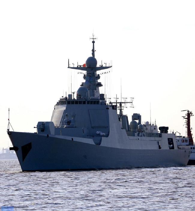 關(guān)于052D與45型驅(qū)逐艦?zāi)膫€厲害的探討，關(guān)于052D與45型驅(qū)逐艦性能對比的探討