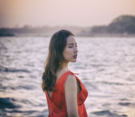 尋找女人，探索愛情與人生的旅程，尋找真愛，探索愛情與人生的旅程