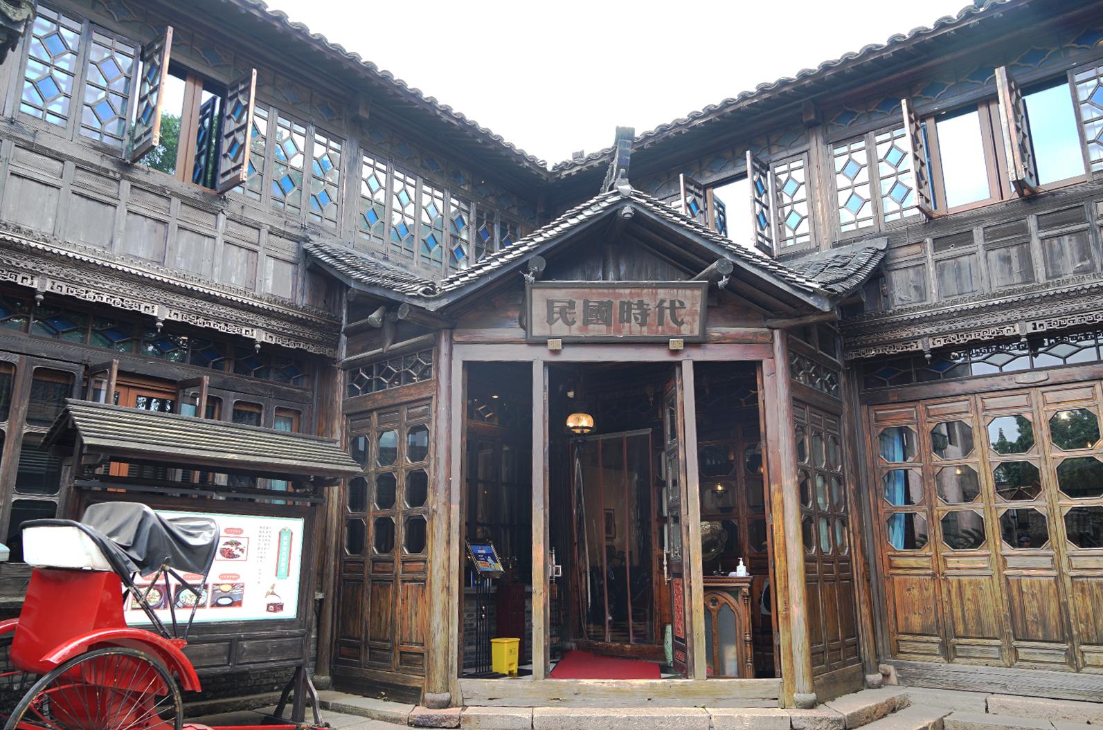 烏鎮(zhèn)游覽攻略，東柵與西柵的選擇，烏鎮(zhèn)游覽攻略，東柵與西柵的選擇對(duì)比指南