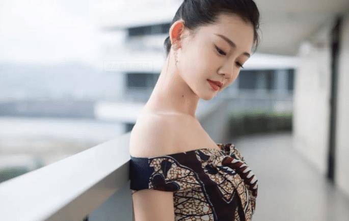 鄭愷女友苗苗，星座下的璀璨明珠，鄭愷女友苗苗，星座閃耀的璀璨明珠