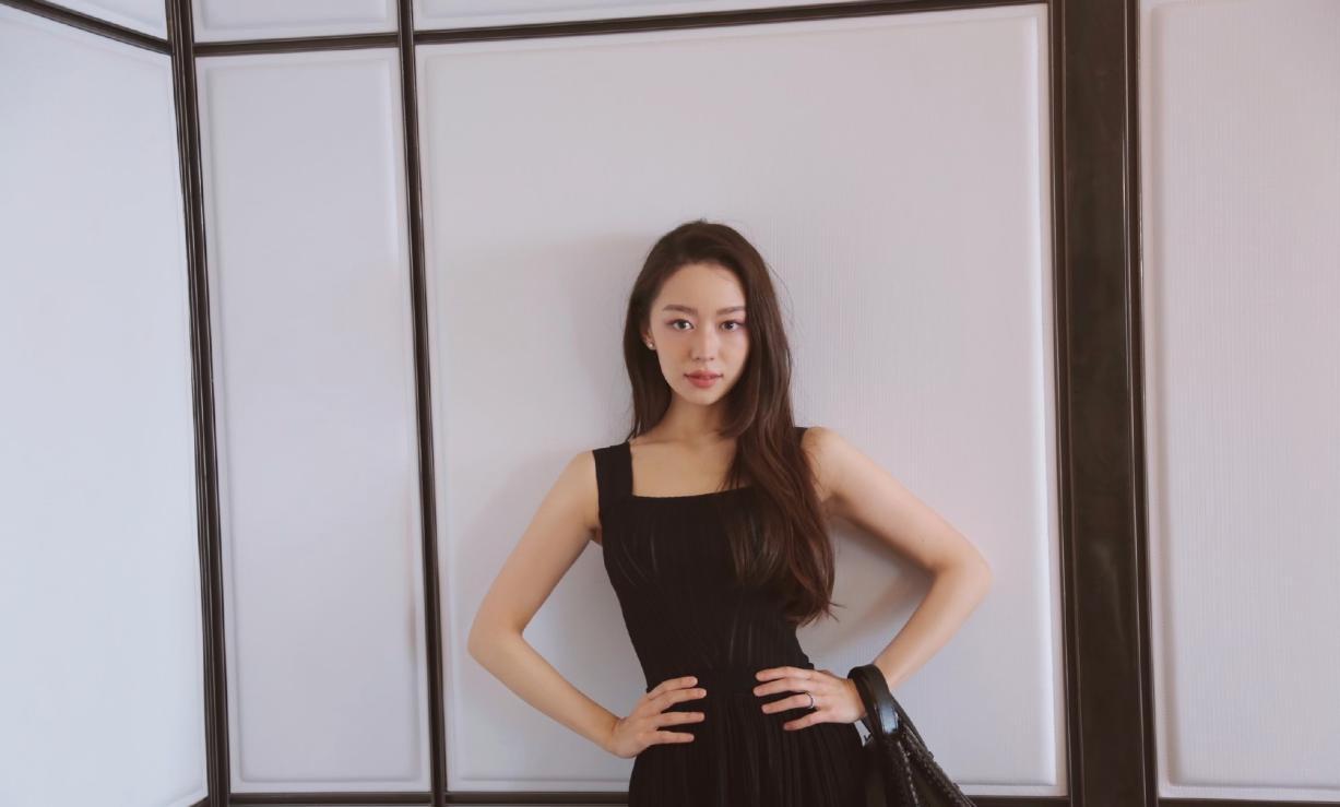 郎朗妻子吉娜愛麗絲個(gè)人資料深度解析，郎朗妻子吉娜愛麗絲深度解析，個(gè)人資料的探索