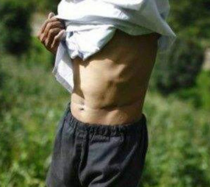 骨架小的男生如何長壯，實(shí)用建議與策略，骨架小的男生增肌壯體攻略，實(shí)用建議與策略