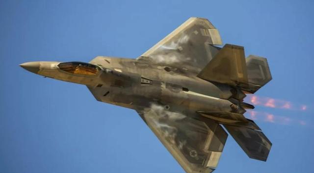 F-22實戰(zhàn)歷程，空中巨人的戰(zhàn)斗足跡，F(xiàn)-22實戰(zhàn)歷程，空中巨人的戰(zhàn)斗歷程