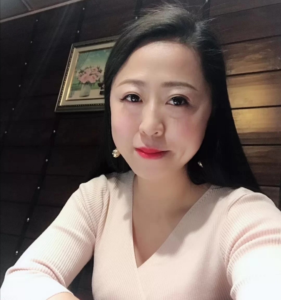 尋找附近50歲女性的微信，一種社交方式的探索與挑戰(zhàn)，探索與挑戰(zhàn)，尋找附近50歲女性的微信社交方式