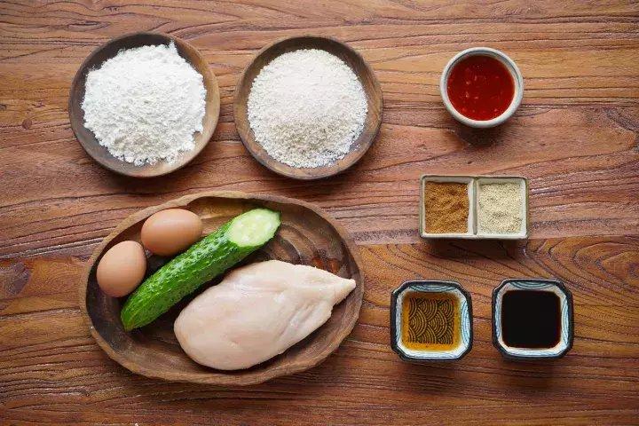 脆皮雞拌飯加盟店，美味事業(yè)的新機遇，脆皮雞拌飯加盟店，美味事業(yè)的新起點