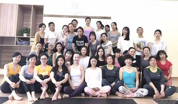 瑪雅優(yōu)伽瑜伽課程，探索身心和諧的奧秘之旅，瑪雅優(yōu)伽瑜伽課程，探索身心和諧奧秘的旅程