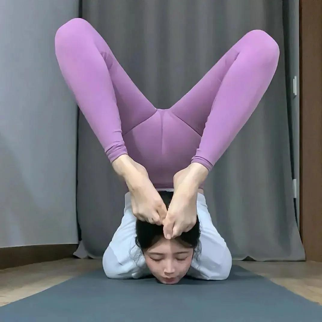 初練瑜伽基本動作，在家觀看視頻練習(xí)指南，初練瑜伽基礎(chǔ)動作，在家觀看視頻練習(xí)全攻略