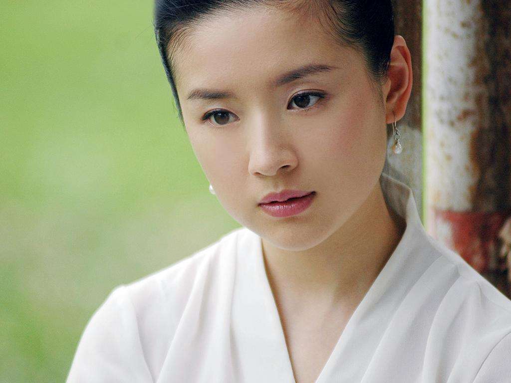 董潔潘粵明結(jié)婚，一段美好的緣分與婚姻之旅，董潔潘粵明結(jié)婚，美好緣分開啟婚姻之旅