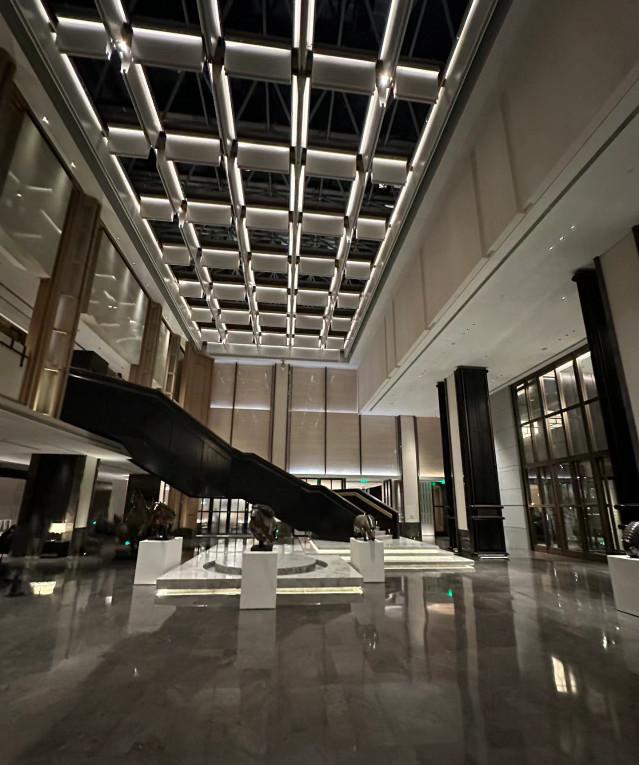 北京華僑大廈睿世酒店，文化與現(xiàn)代的完美融合，北京華僑大廈睿世酒店，文化與現(xiàn)代的和諧融合之典范