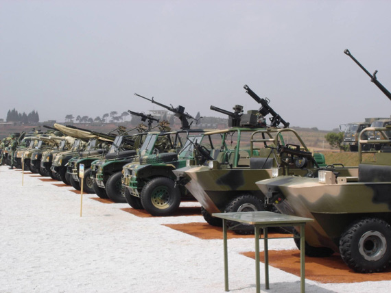解放軍現(xiàn)役裝甲車大全，種類、性能及應(yīng)用，解放軍現(xiàn)役裝甲車種類、性能及應(yīng)用概覽