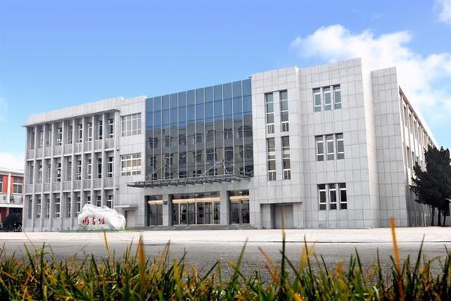 中國鐵路最好的五個專業(yè)學(xué)校，探尋精英教育的軌道之旅，探尋中國鐵路精英教育之旅，五大專業(yè)名校盤點