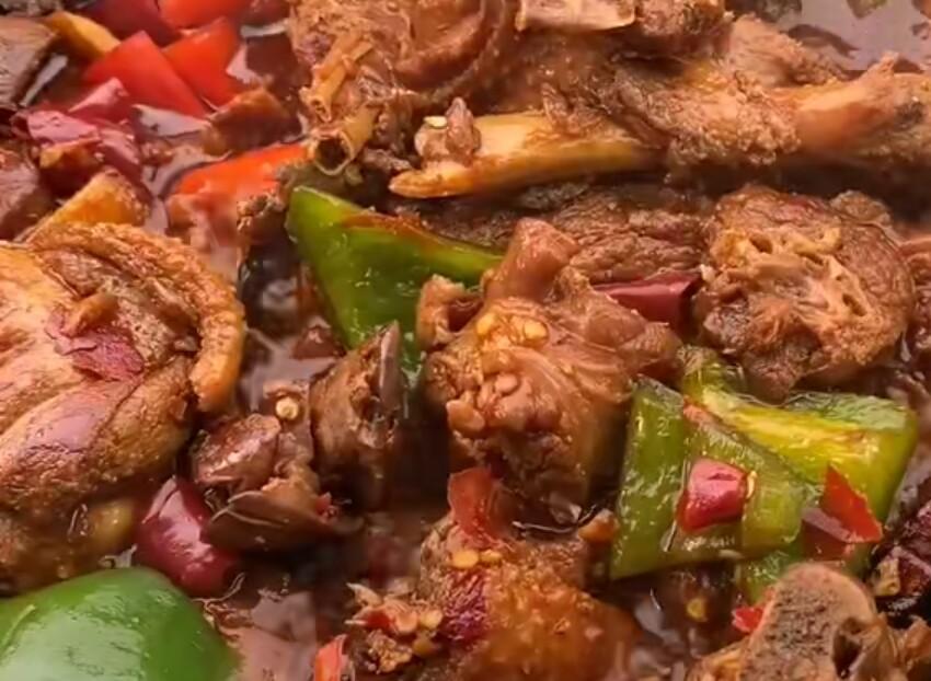啤酒鴨的做法，一道美味佳肴的烹飪指南，啤酒鴨烹飪指南，輕松制作美味佳肴