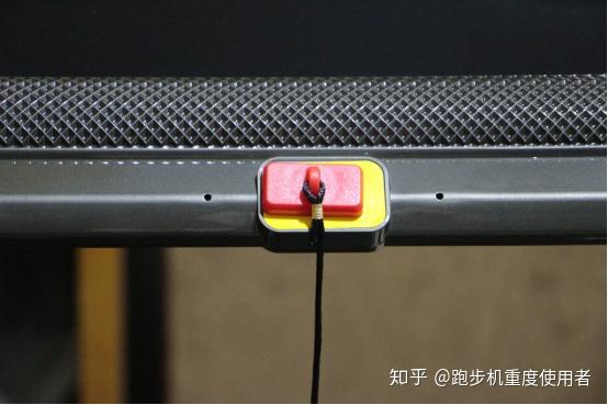 跑步機(jī)折疊開關(guān)圖解及位置詳解，跑步機(jī)折疊開關(guān)圖解與位置詳解指南