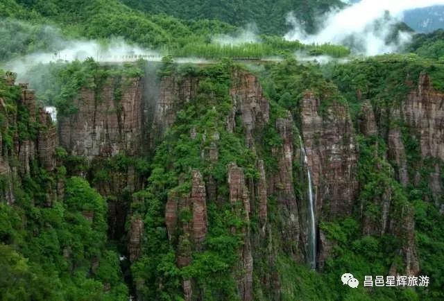 萬仙山風景區(qū)簡介，萬仙山風景區(qū)探秘，自然奇觀與人文魅力的完美結合