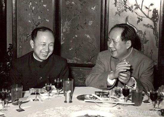 錢學(xué)森的主要事跡簡介，錢學(xué)森，航天事業(yè)的杰出貢獻者簡介