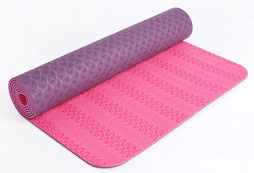 瑜伽墊子品牌大比拼，究竟哪個(gè)品牌好？，瑜伽墊子品牌全面對(duì)比，究竟哪個(gè)品牌更勝一籌？