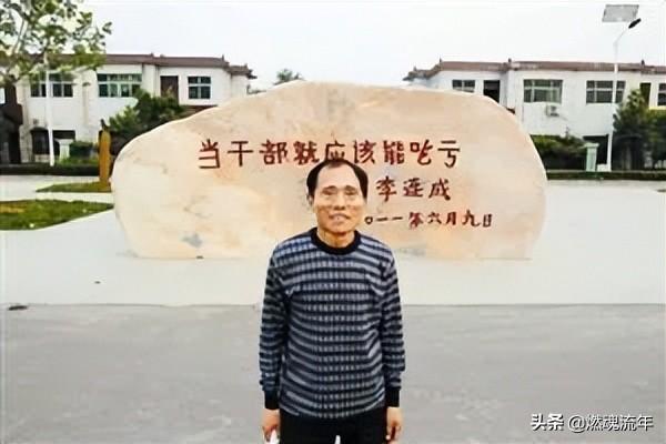 七十周年閱兵觀后感，七十周年閱兵震撼心靈，國(guó)之榮光，軍民同心