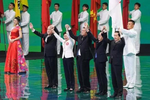 澳門彩票的未來展望，2025年六開獎(jiǎng)結(jié)果揭曉，澳門彩票未來展望，揭秘2025年六開獎(jiǎng)結(jié)果揭曉的機(jī)遇與挑戰(zhàn)
