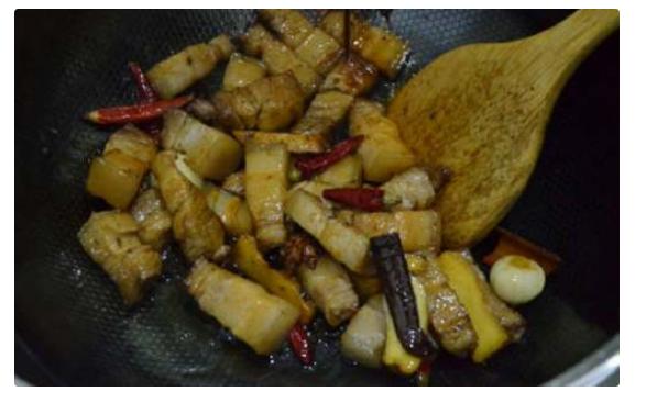 紅燒肉怎么做好吃——一道家常美食的烹飪指南，家常美味！紅燒肉烹飪指南教你做出美味佳肴