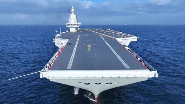 福建艦最新高清圖片展示，探索中國海軍新里程碑，福建艦高清圖片展示，中國海軍新里程碑的探索