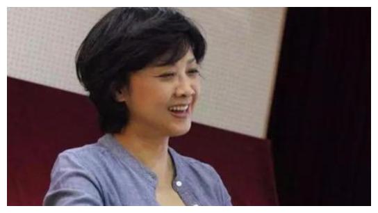 探索朱琳的美麗，演員最耀眼的瞬間——朱琳最漂亮照片集錦，朱琳的美麗瞬間，演員最耀眼的照片集錦